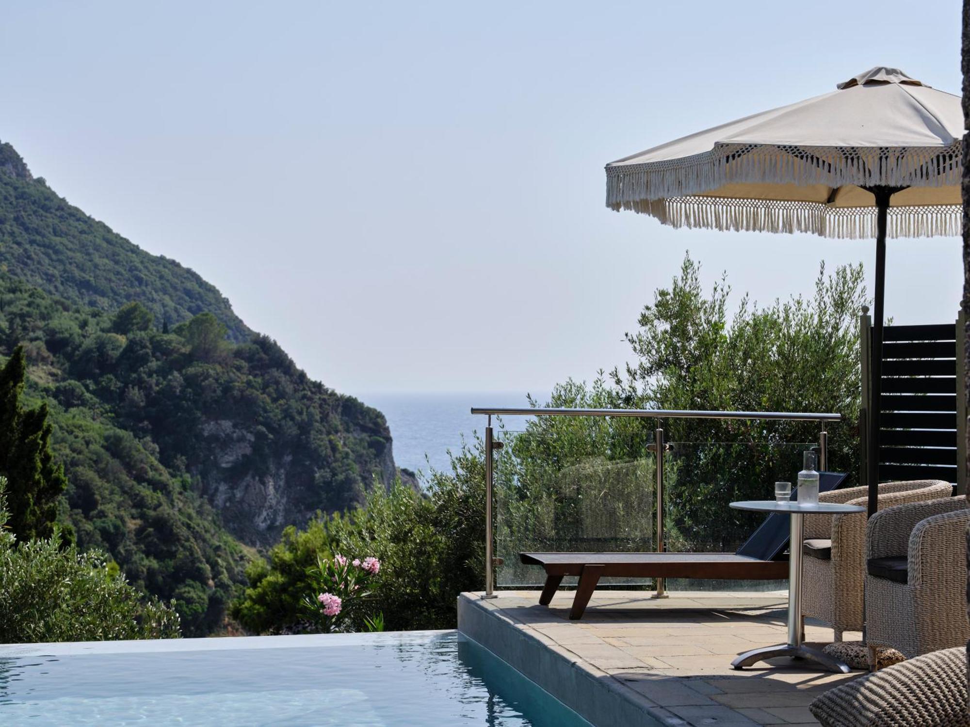 Deluxe Double Room Sea View Private Pool