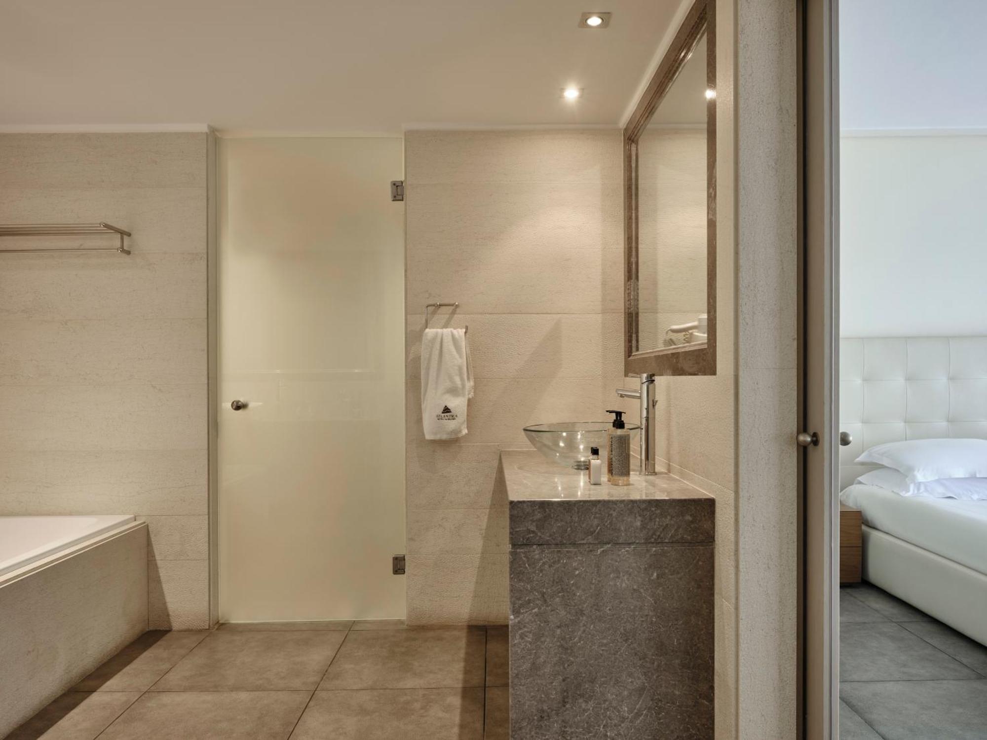 Deluxe Double Suite Sea View Private Pool