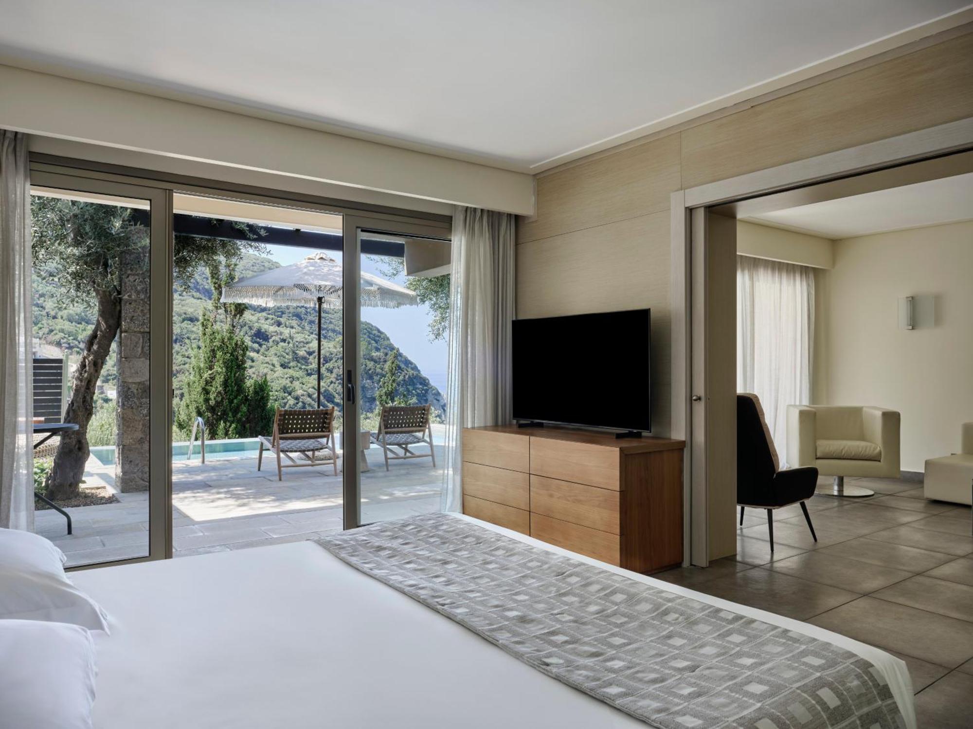 Deluxe Double Suite Sea View Private Pool